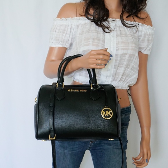 Michael Kors Handbags - Michael Kors Bedford L Duffle Leather Satchel Bag
